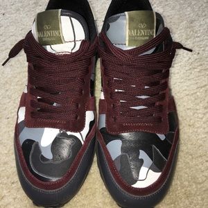 Valentino Sneakers Male Sz 41 gently used $350 OBO
